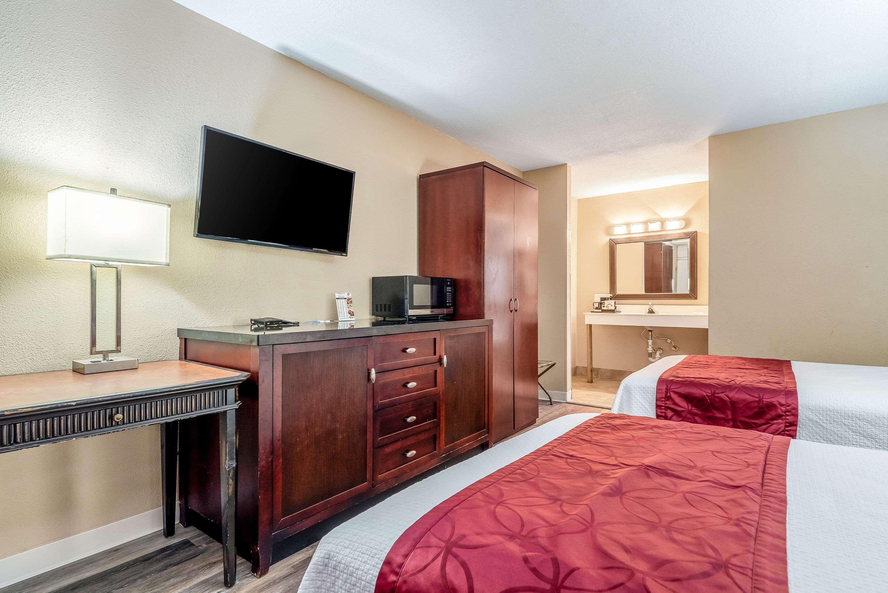 Rodeway Inn Bushnell Ngoại thất bức ảnh