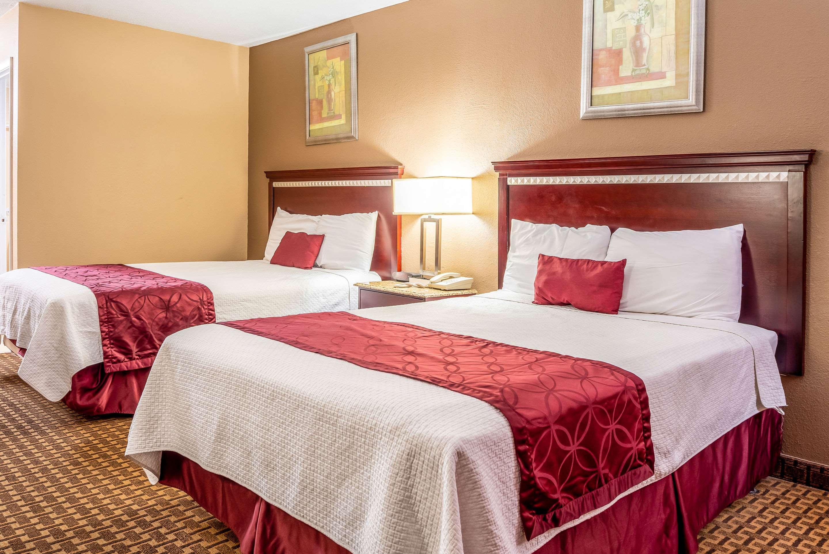 Rodeway Inn Bushnell Ngoại thất bức ảnh