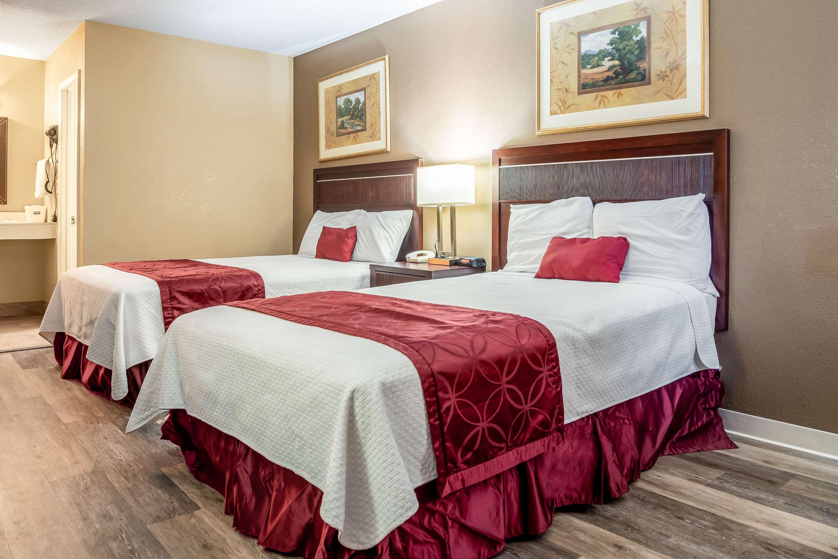 Rodeway Inn Bushnell Ngoại thất bức ảnh