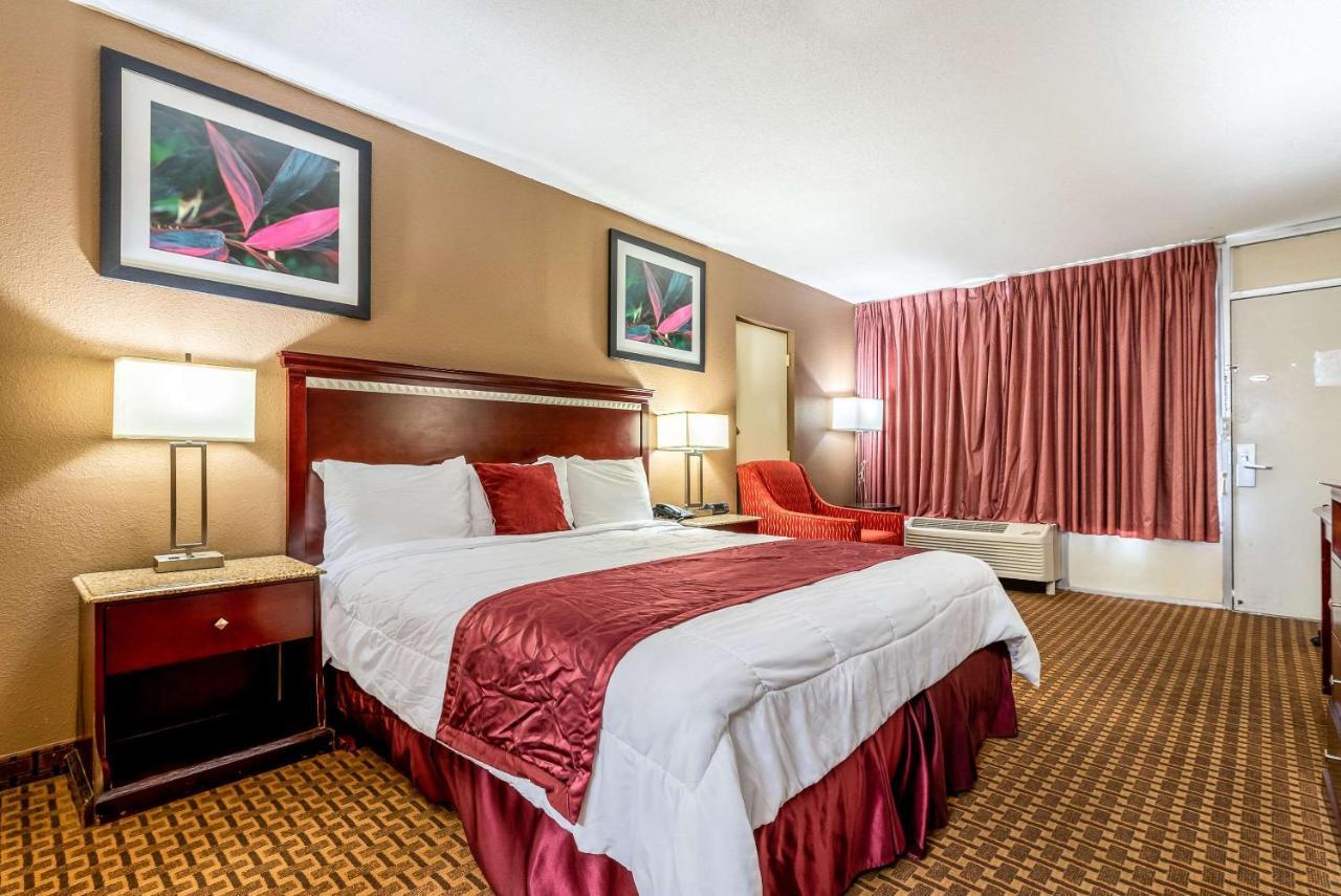 Rodeway Inn Bushnell Ngoại thất bức ảnh